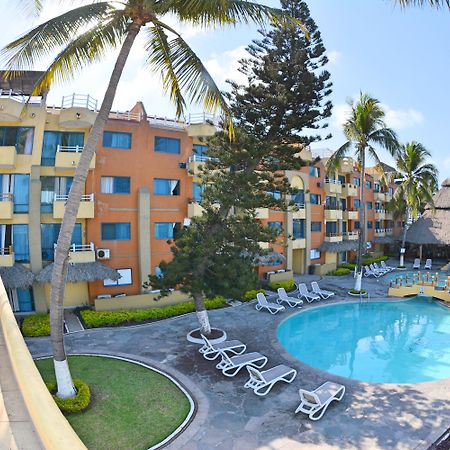 Hotel Marina Puerto Dorado Manzanillo Exterior photo